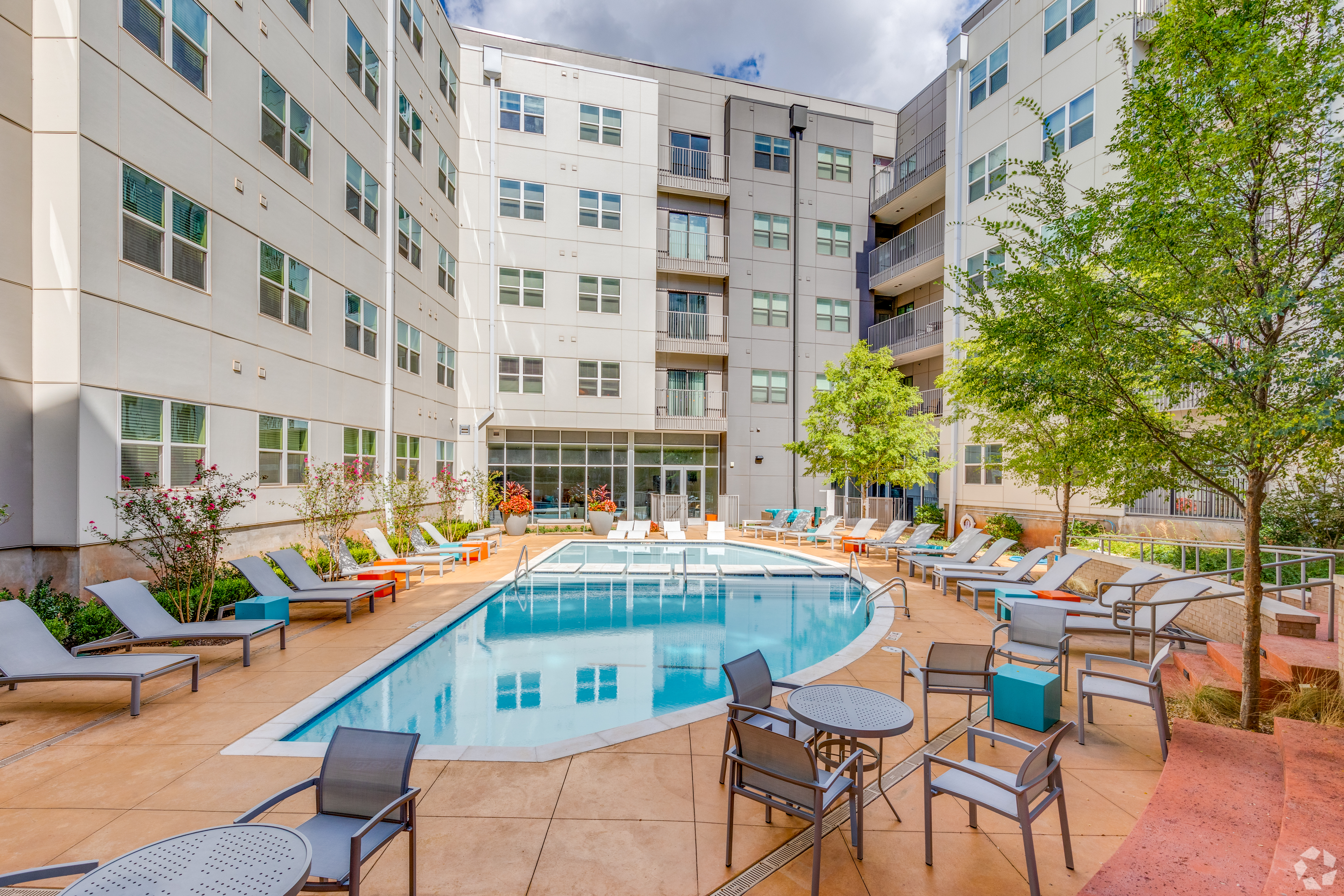 One on 4th - 6 One on 4th - 6